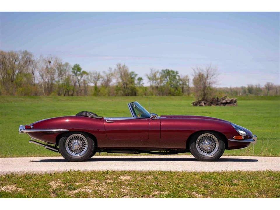 1967 Jaguar E-Type Series 1 - Image 2 of 4