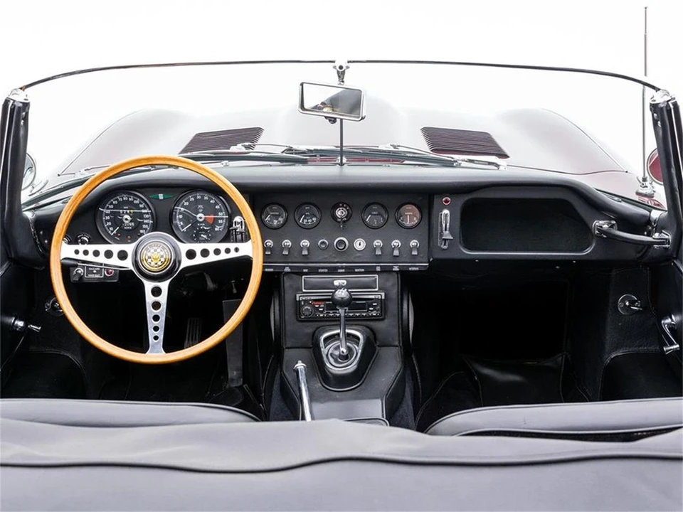 1967 Jaguar E-Type Series 1 - Image 9 of 31