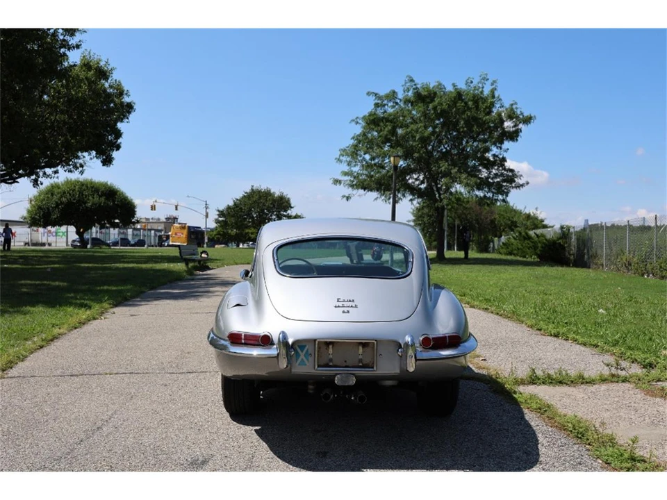1967 Jaguar E-Type Series 1 - Image 5 of 9
