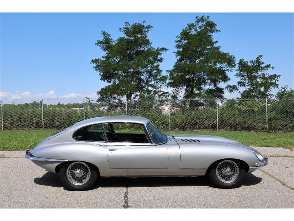1967 Jaguar E-Type Series 1 - Image 3 of 9
