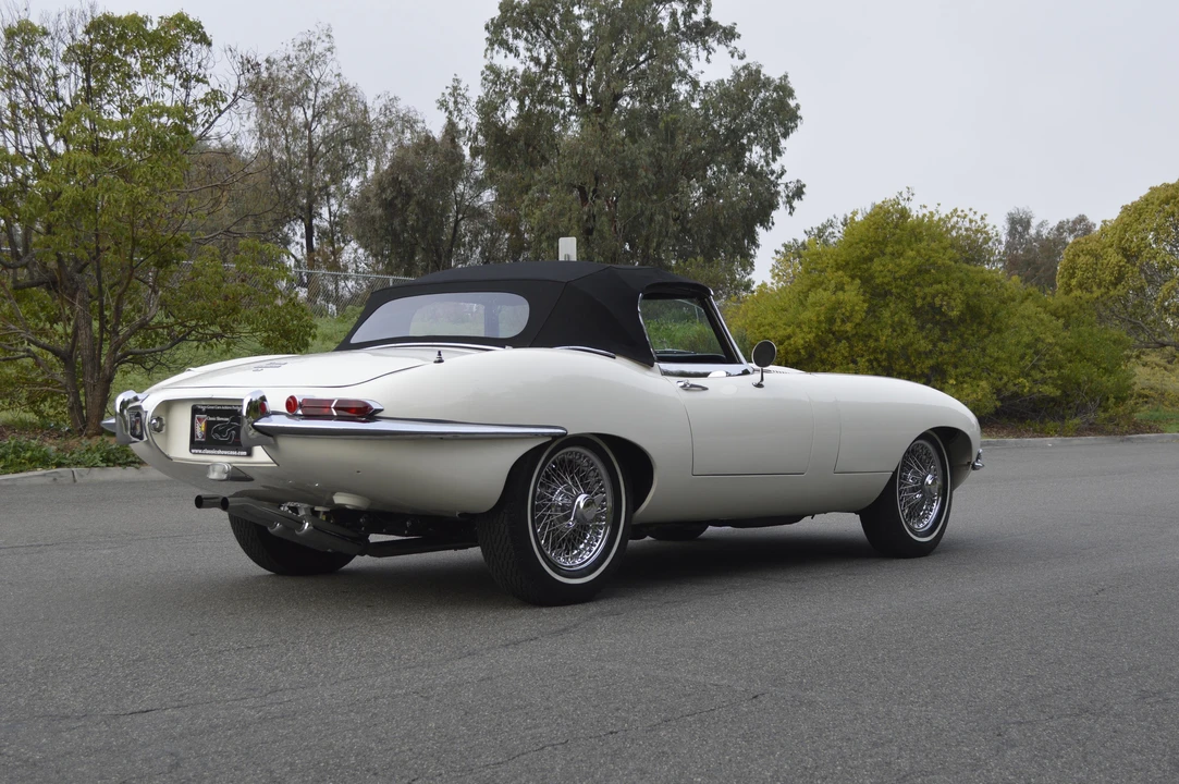1967 Jaguar E-Type Series 1 - Image 13 of 15