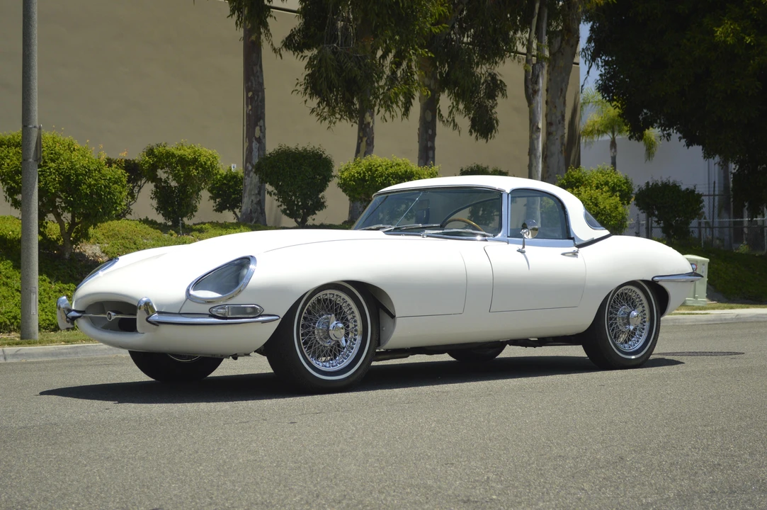 1967 Jaguar E-Type Series 1 - Image 9 of 15