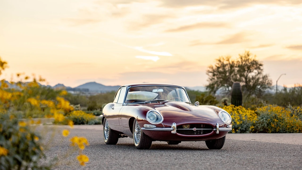 1967 Jaguar E-Type Series 1 - Image 14 of 31