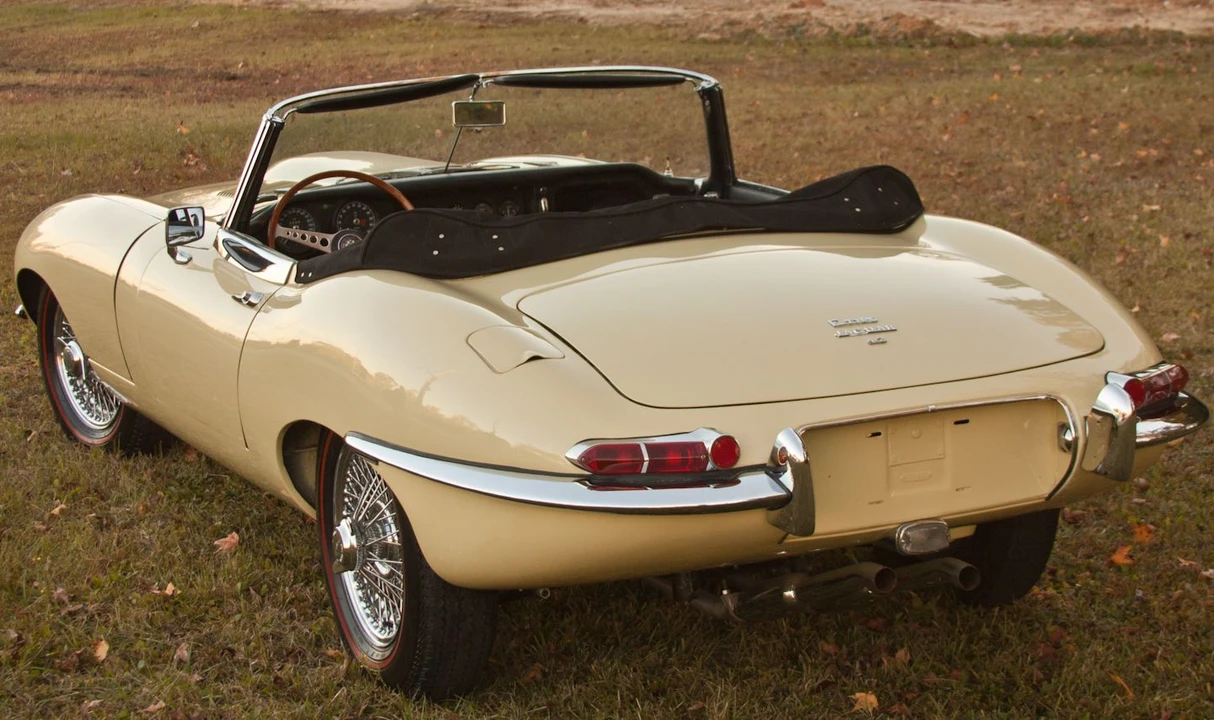 1967 Jaguar E-Type Series 1 - Image 9 of 19