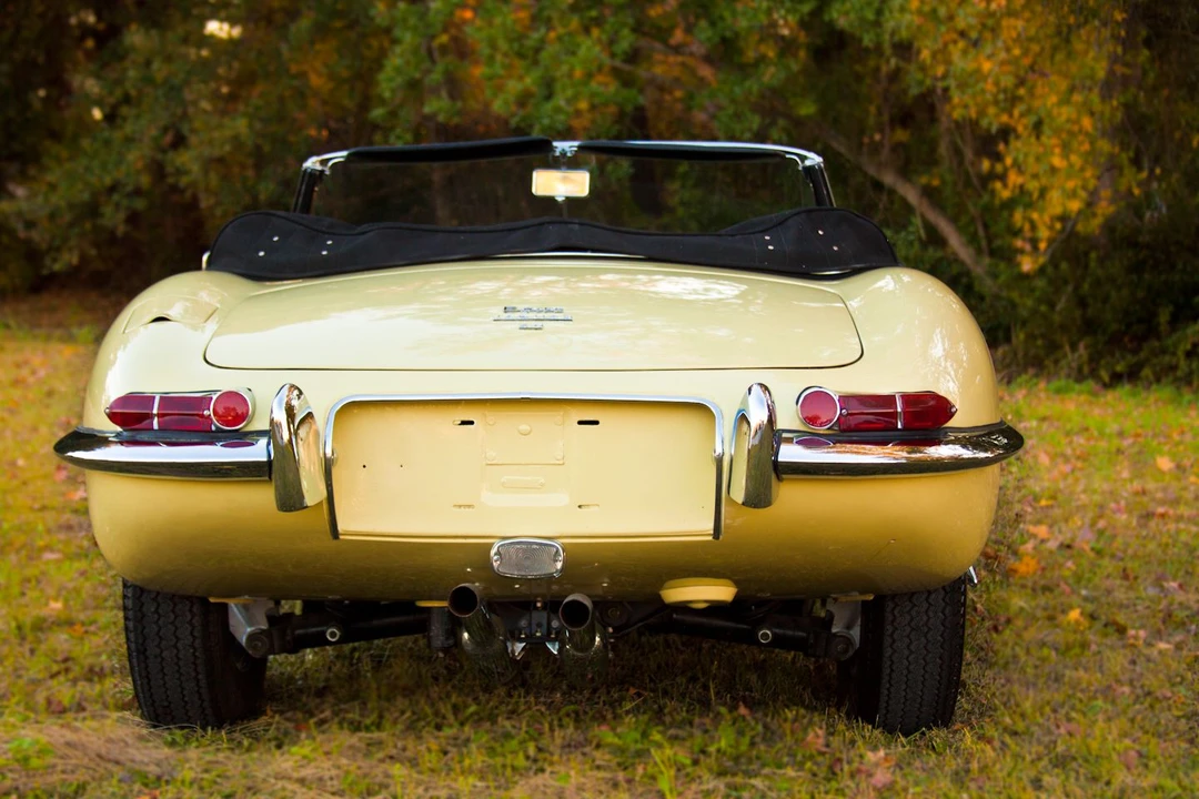 1967 Jaguar E-Type Series 1 - Image 18 of 19