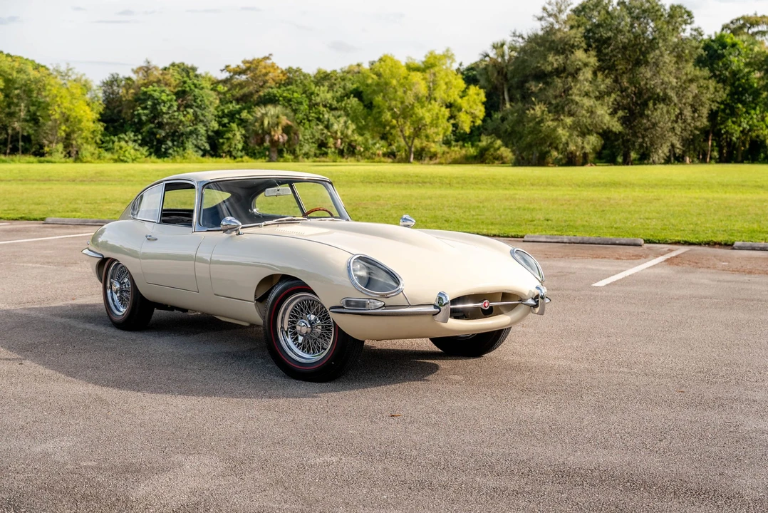 1967 Jaguar E-Type Series 1 - Image 10 of 31