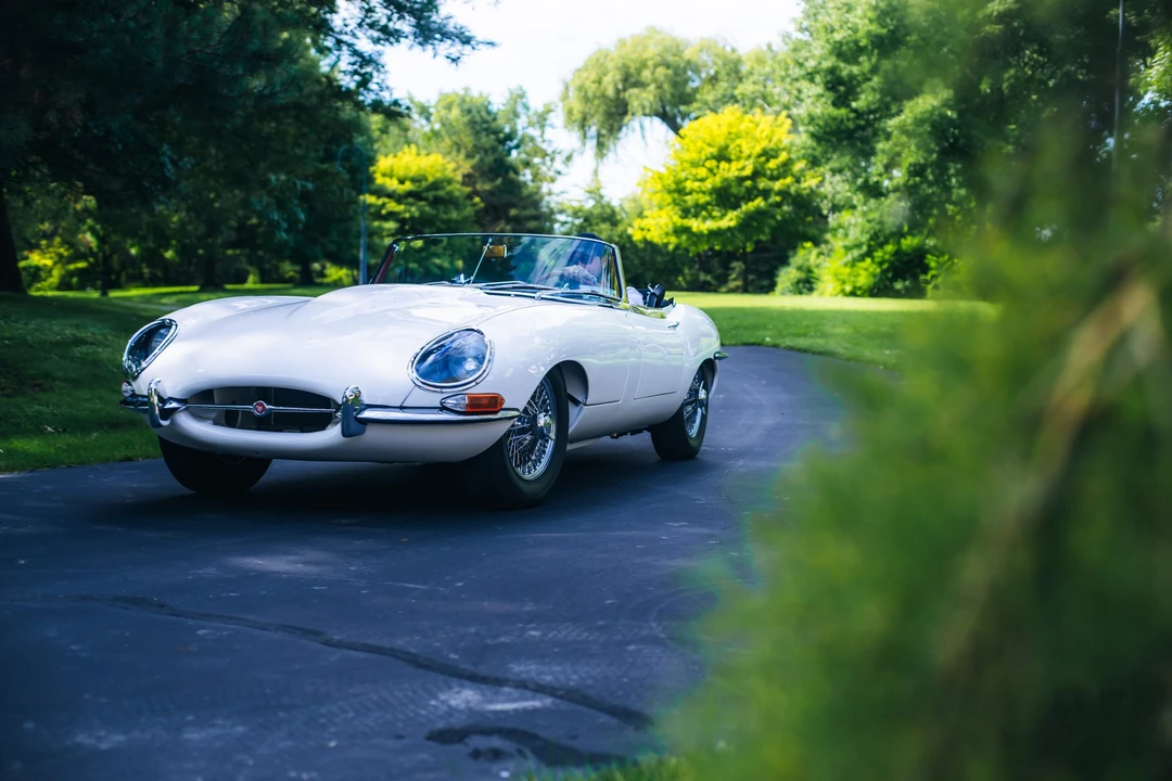 1967 Jaguar E-Type Series 1 - Image 2 of 31