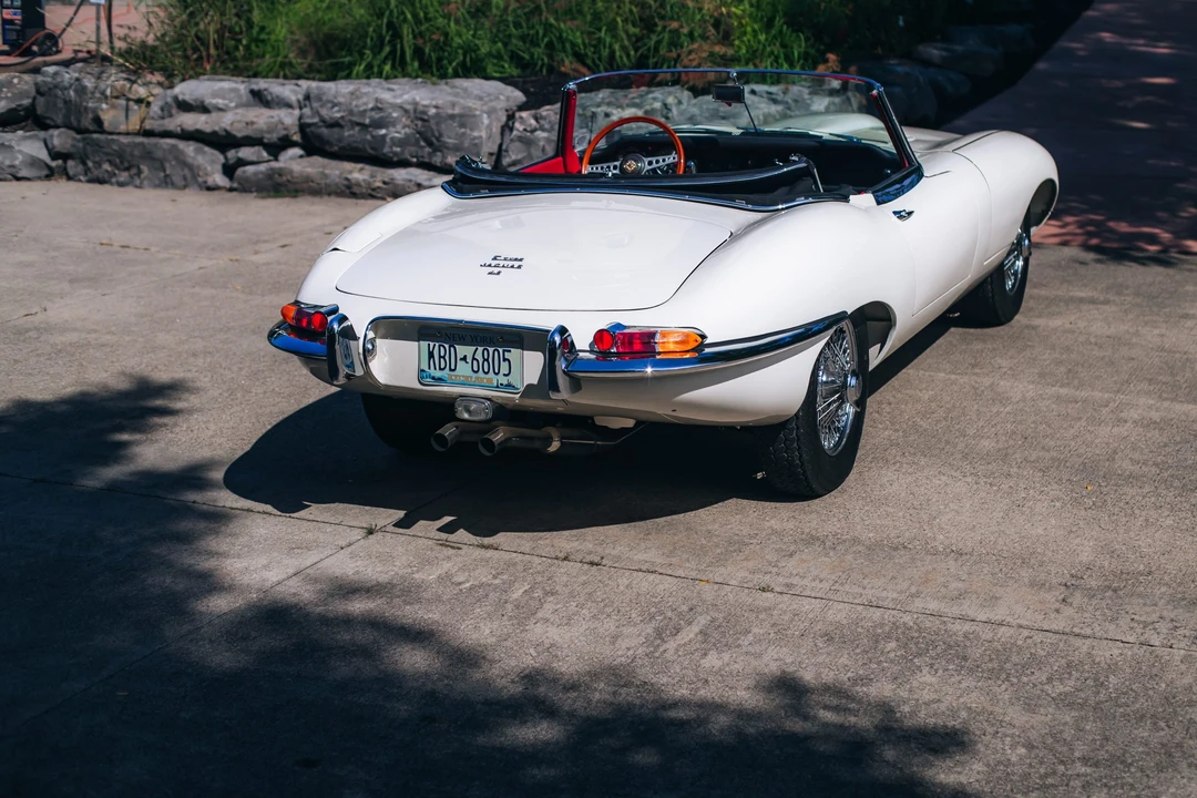 1967 Jaguar E-Type Series 1 - Image 15 of 31