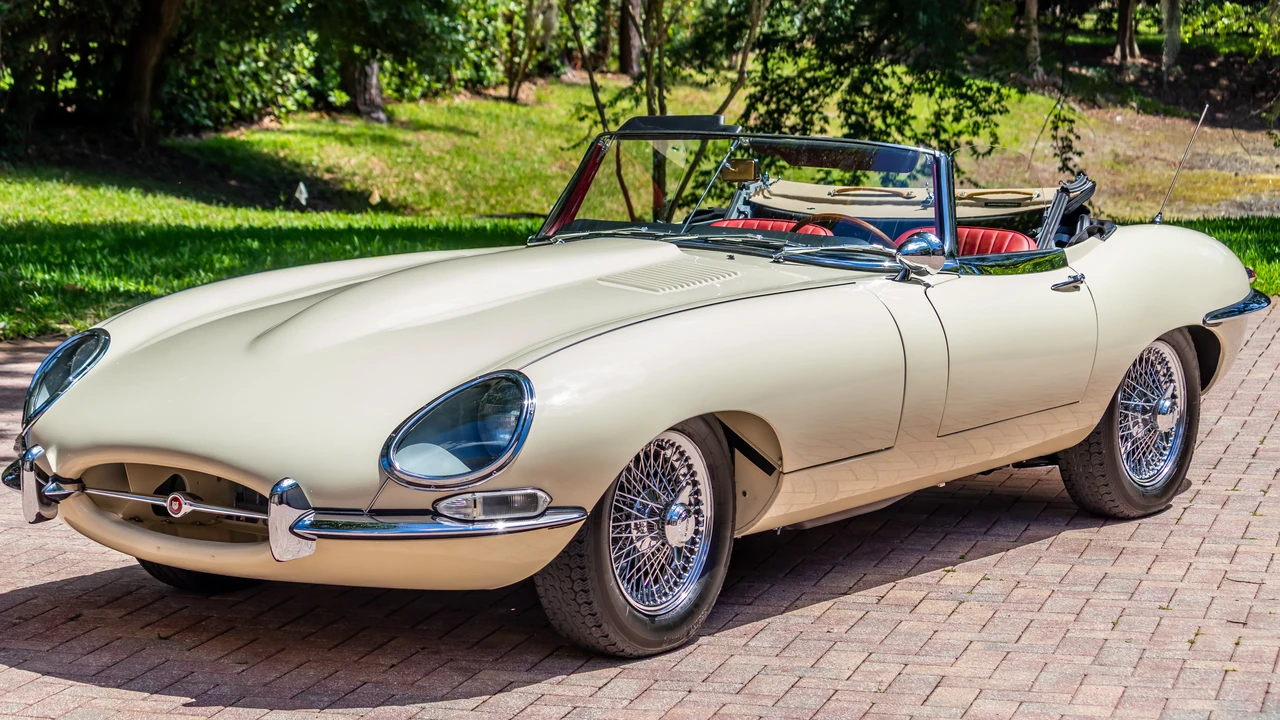 1967 Jaguar E-Type Series 1 - Image 17 of 31