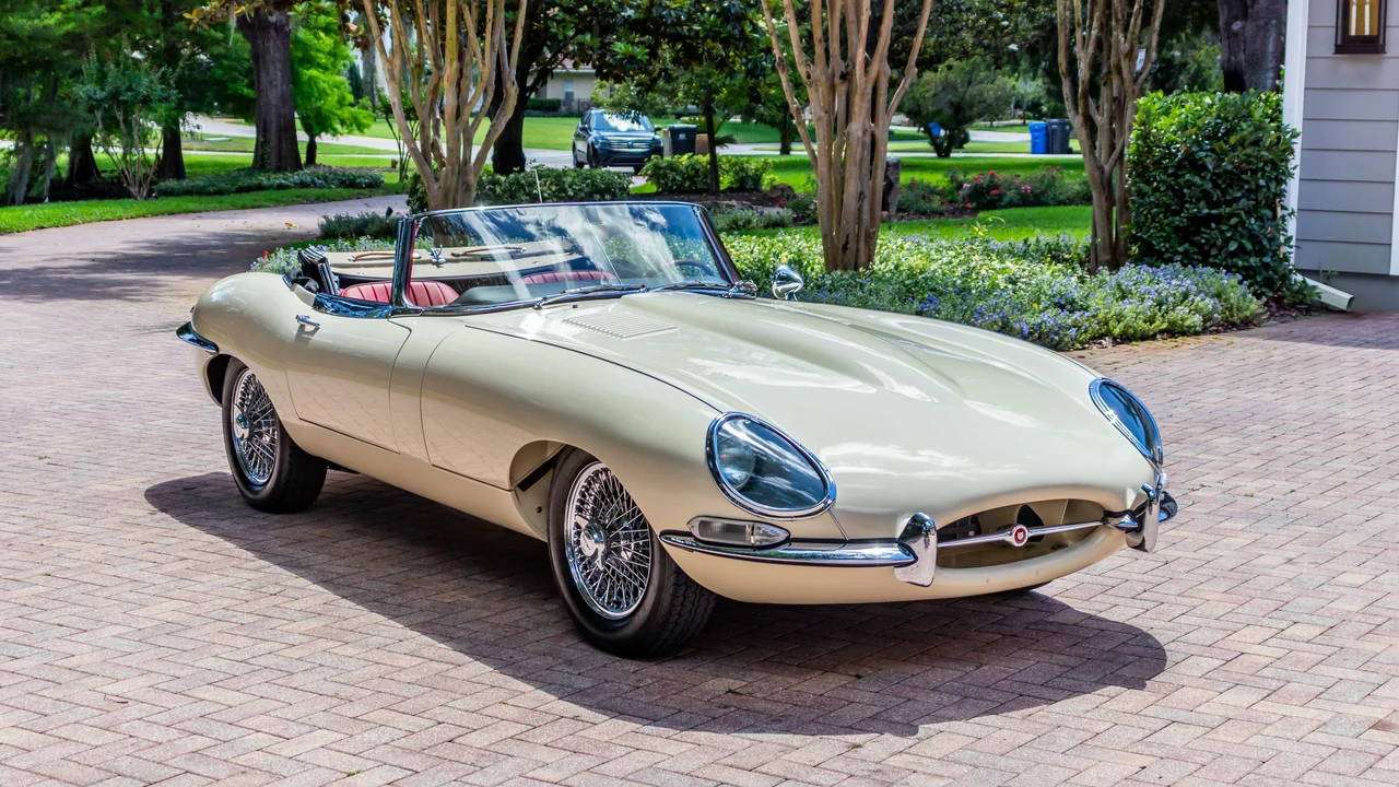 1967 Jaguar E-Type Series 1 - Image 11 of 31