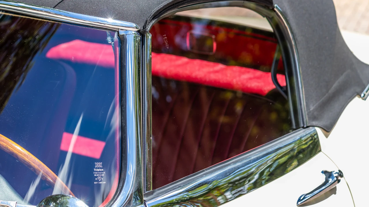 1967 Jaguar E-Type Series 1 - Image 31 of 31