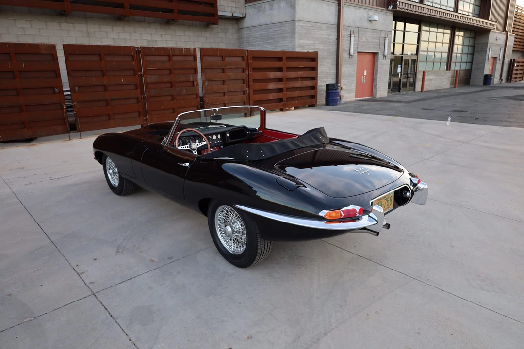 1967 Jaguar E-Type Series 1 - Image 10 of 31