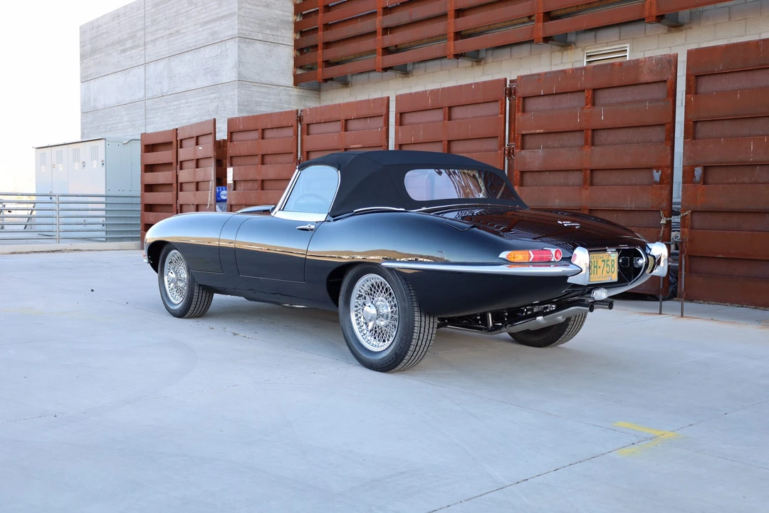 1967 Jaguar E-Type Series 1 - Image 25 of 31