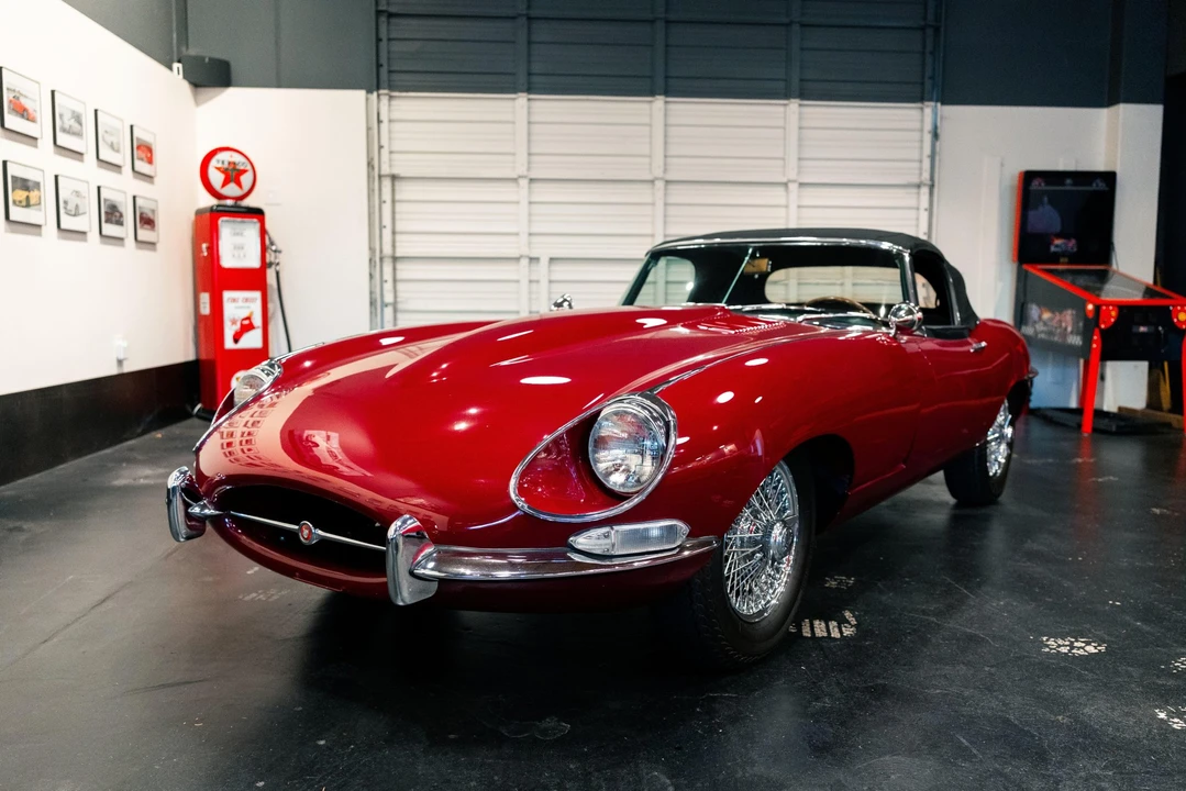 1967 Jaguar E-Type Series 1 - Image 5 of 31