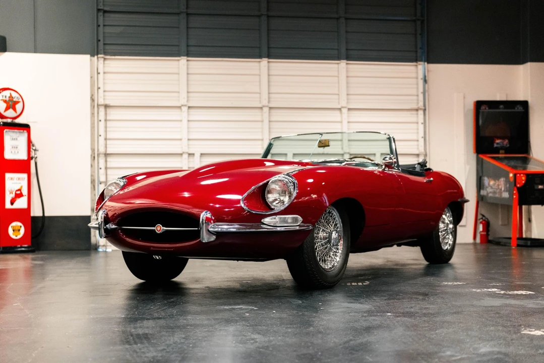 1967 Jaguar E-Type Series 1 - Image 2 of 31