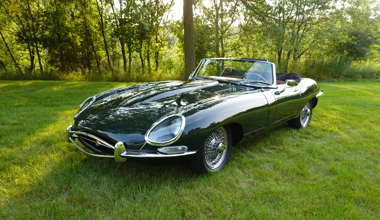 1967 Jaguar E-Type Series 1 - Image 2 of 31