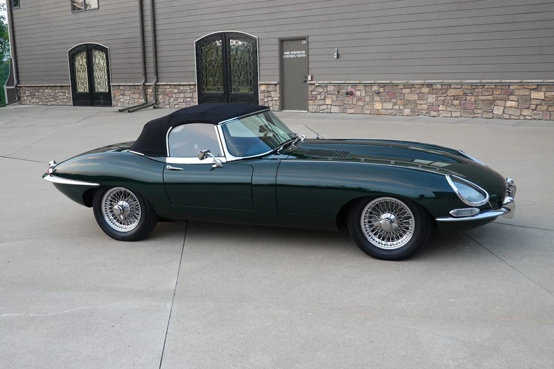 1967 Jaguar E-Type Series 1 - Image 25 of 31