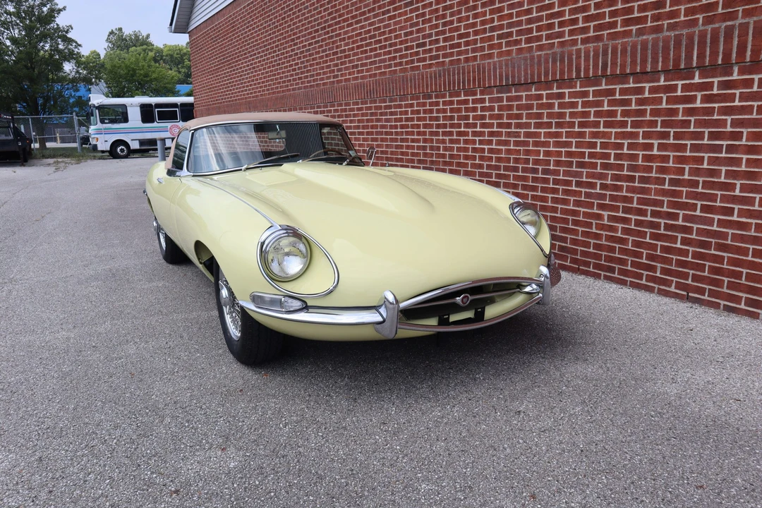 1967 Jaguar E-Type Series 1 - Image 2 of 31