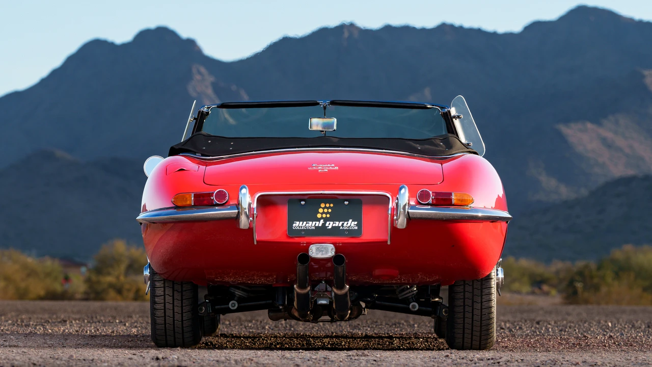 1967 Jaguar E-Type Series 1 - Image 19 of 31