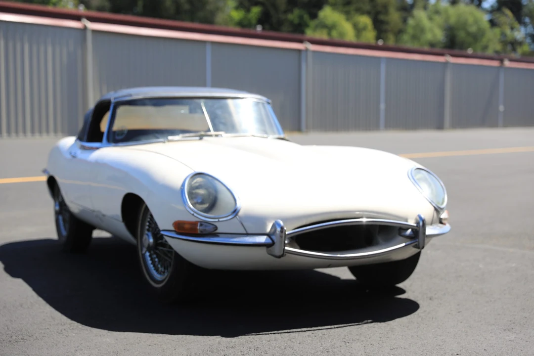 1967 Jaguar E-Type Series 1 - Image 28 of 31