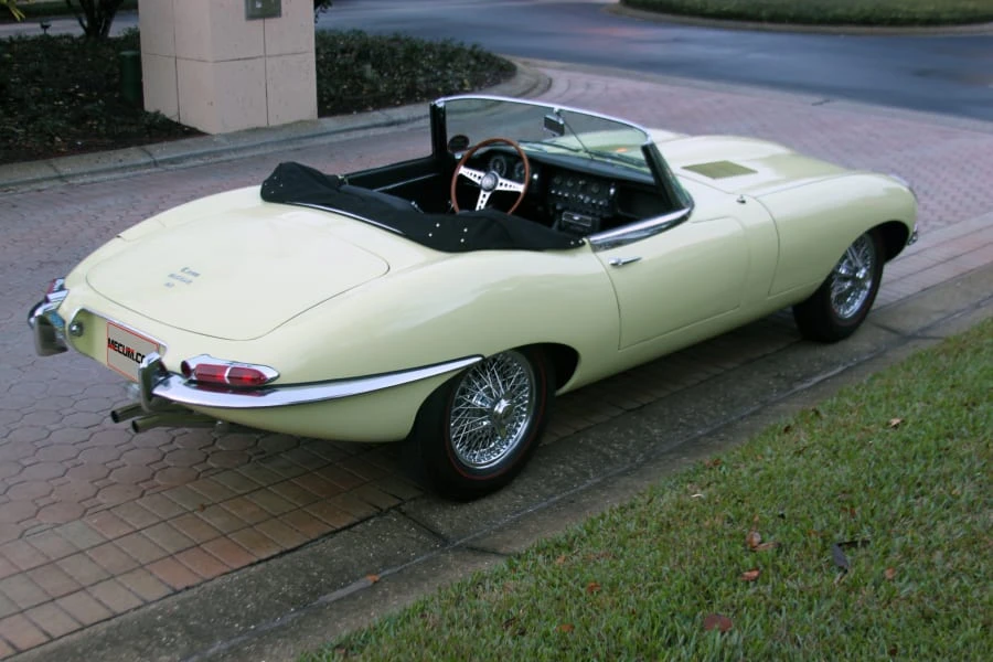 1967 Jaguar E-Type Series 1 - Image 2 of 9