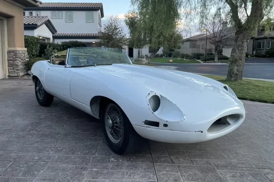 1967 Jaguar XKE Series I Roadster