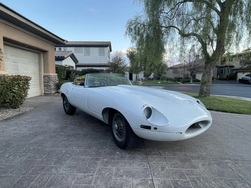 1967 Jaguar E-Type Series 1 - Image 10 of 31