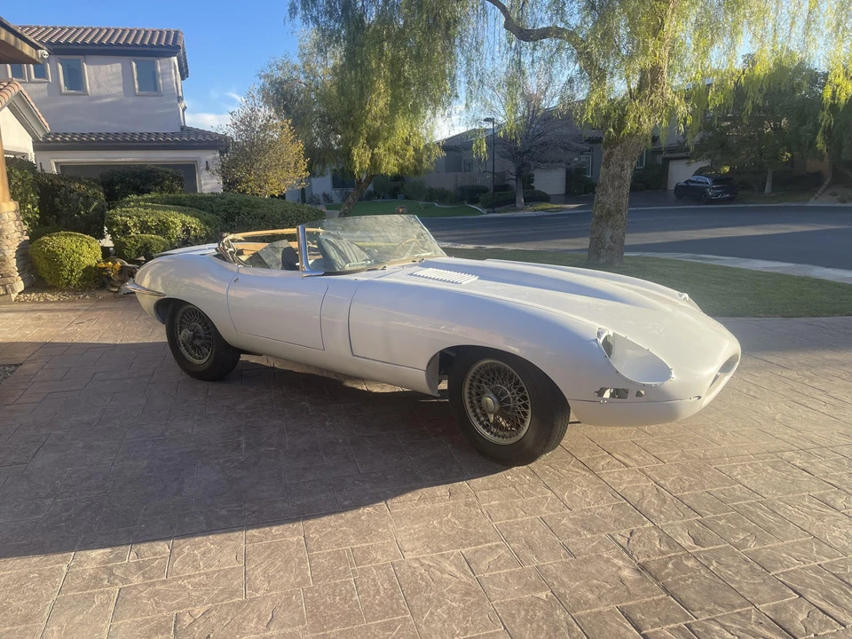 1967 Jaguar E-Type Series 1 - Image 2 of 31