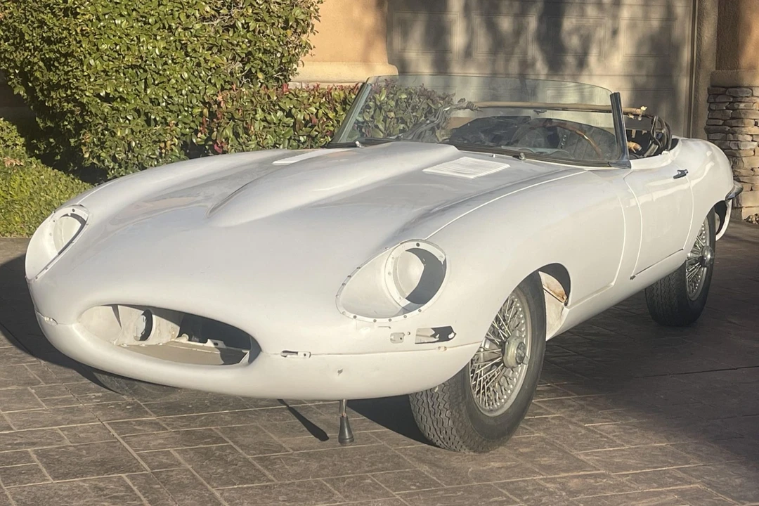 1967 Jaguar E-Type Series 1 - Image 1 of 31