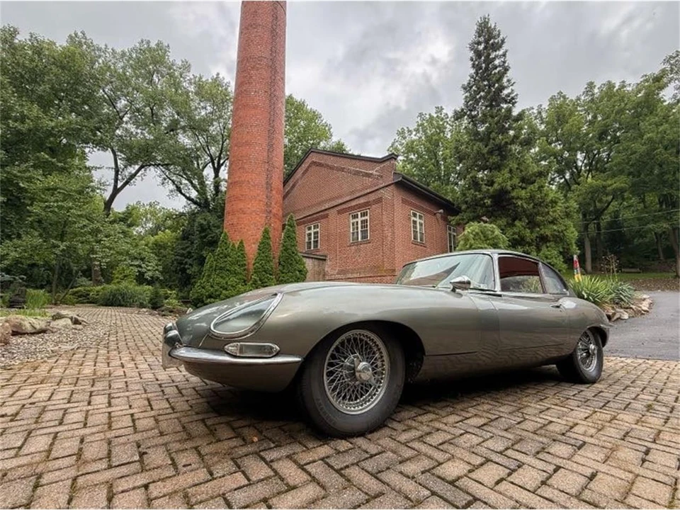 1967 Jaguar E-Type Series 1 - Image 2 of 14
