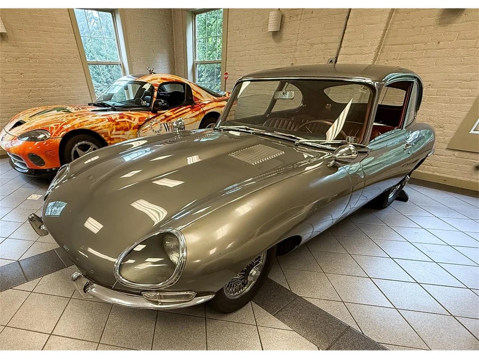 1967 Jaguar E-Type Series 1 - Image 9 of 14