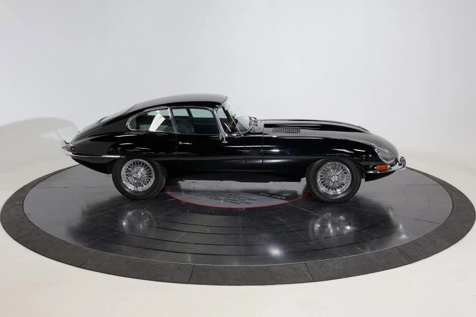 1967 Jaguar E-Type Series 1 - Image 3 of 9