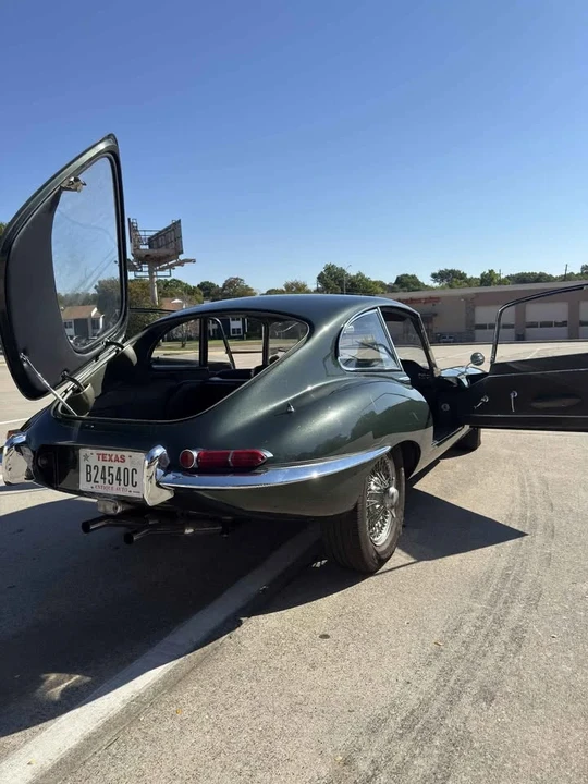 1967 Jaguar E-Type Series 1 2+2 - Image 4 of 12