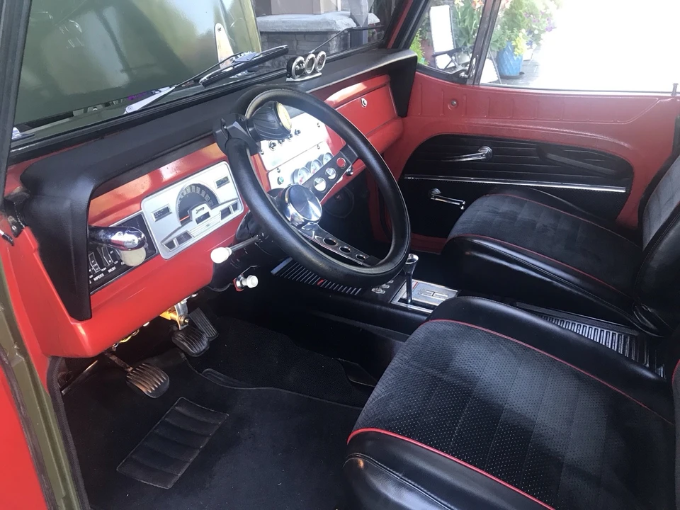 1967 Jeep Jeepster Commando - Image 9 of 14