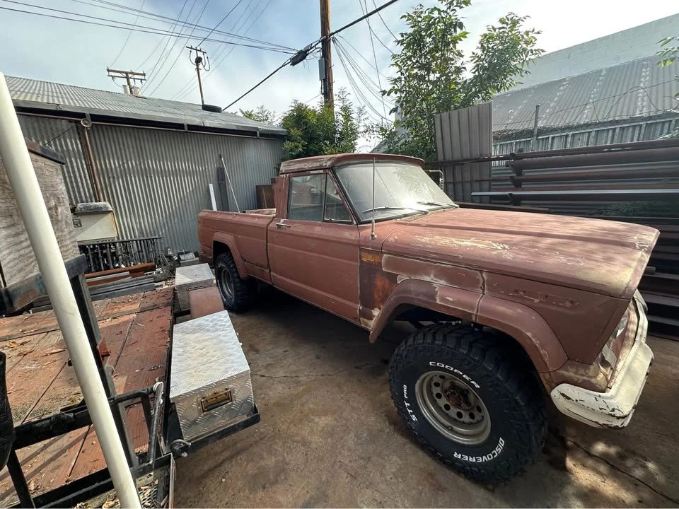 1967 Jeep SJ Gladiator - Image 5 of 9