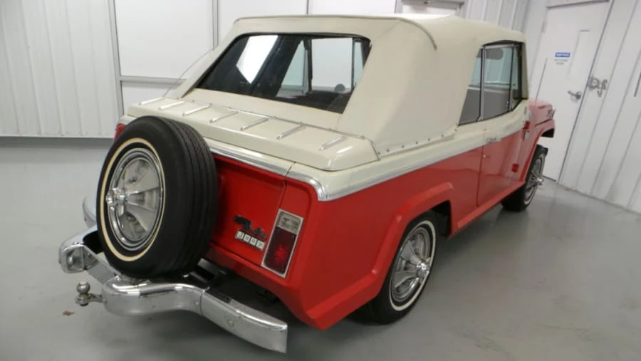 1967 Jeep Jeepster Commando - Image 3 of 31