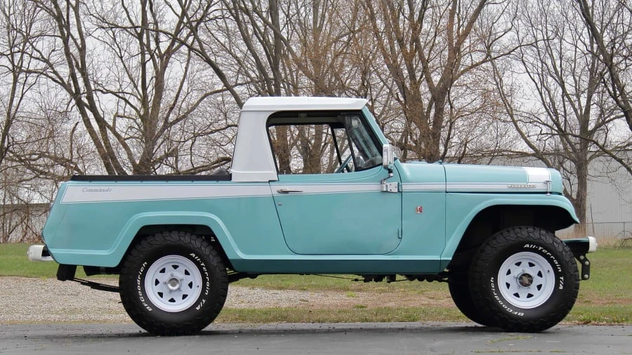 1967 Jeep Jeepster Commando - Image 2 of 12