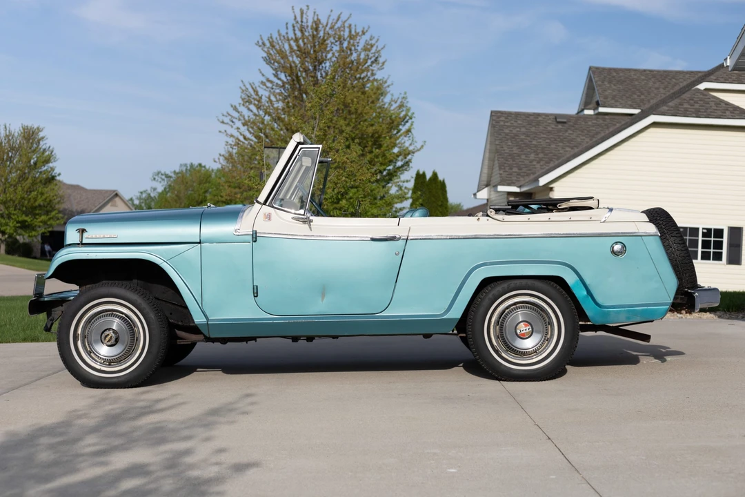 1967 Jeep Jeepster Commando - Image 10 of 31