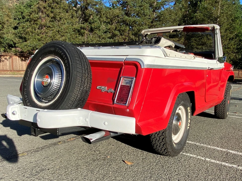 1967 Jeep Jeepster Commando - Image 10 of 31