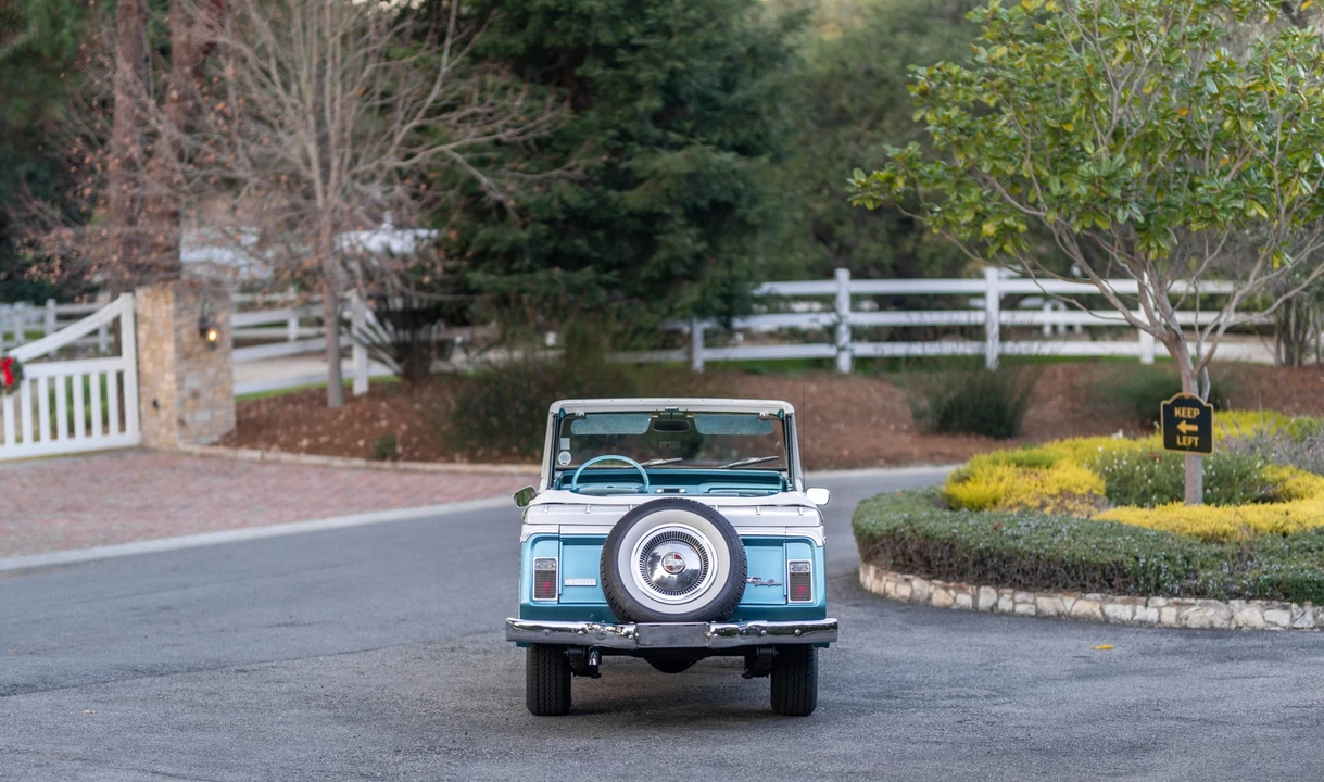 1967 Jeep Jeepster Commando - Image 17 of 31