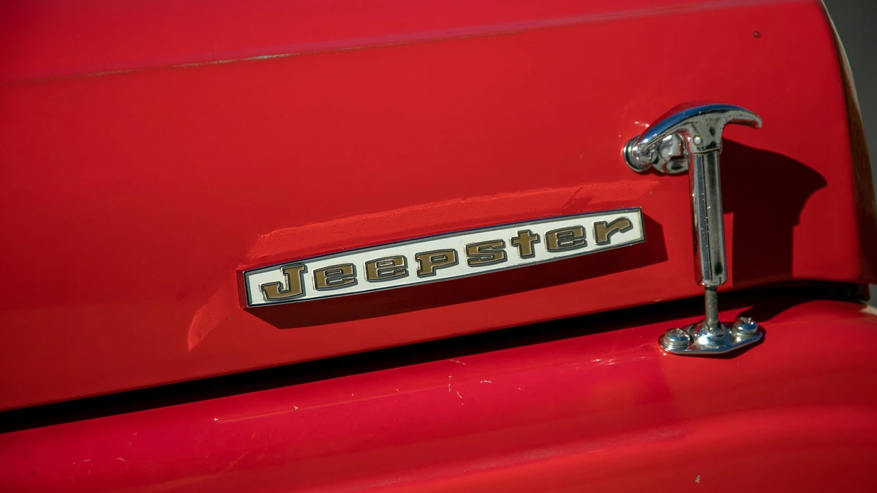 1967 Jeep Jeepster Commando - Image 16 of 18