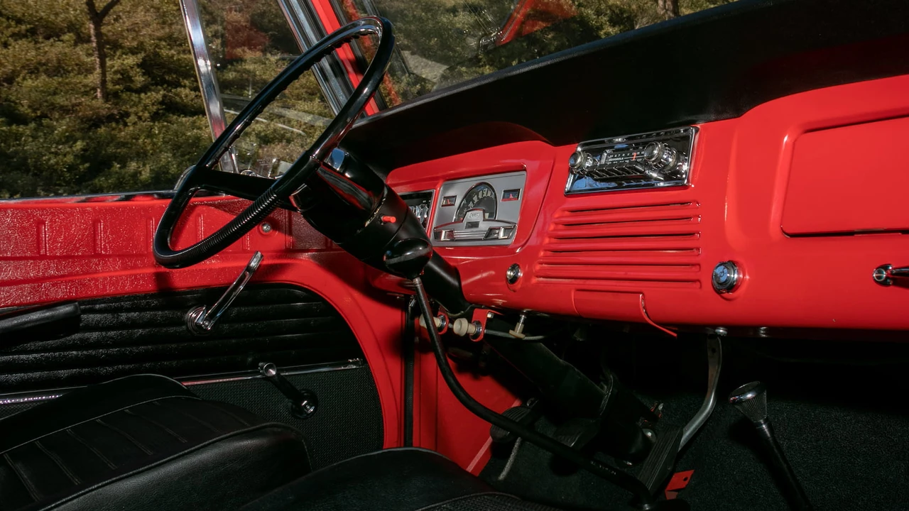 1967 Jeep Jeepster Commando - Image 17 of 18