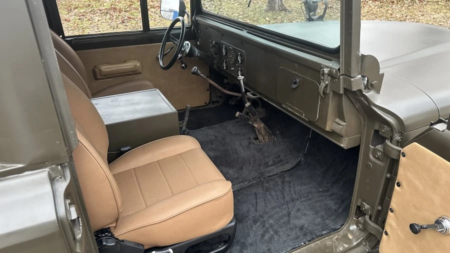 1967 Jeep SJ Gladiator - Image 28 of 31