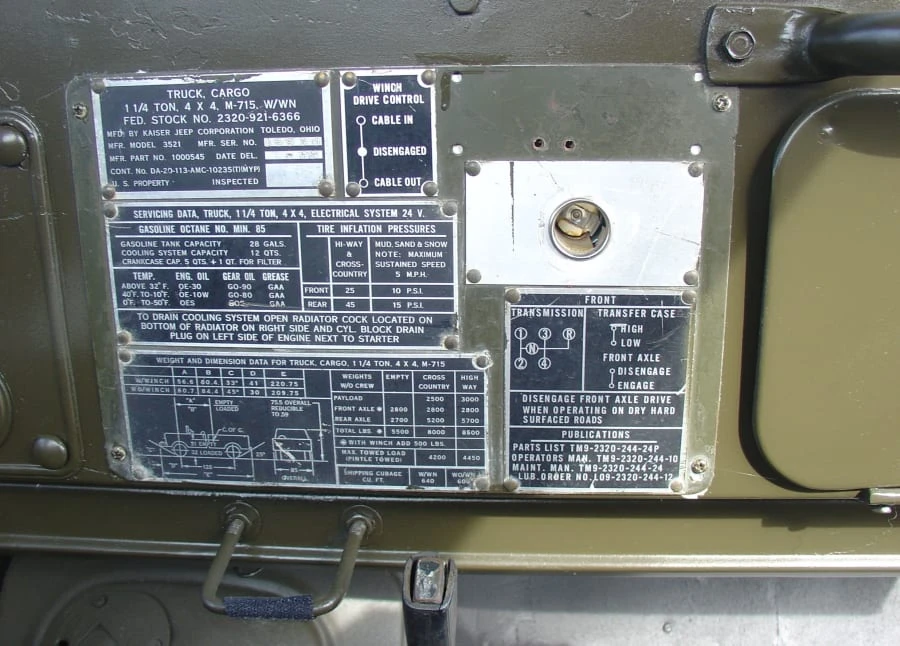 1967 Jeep SJ Gladiator - Image 7 of 11