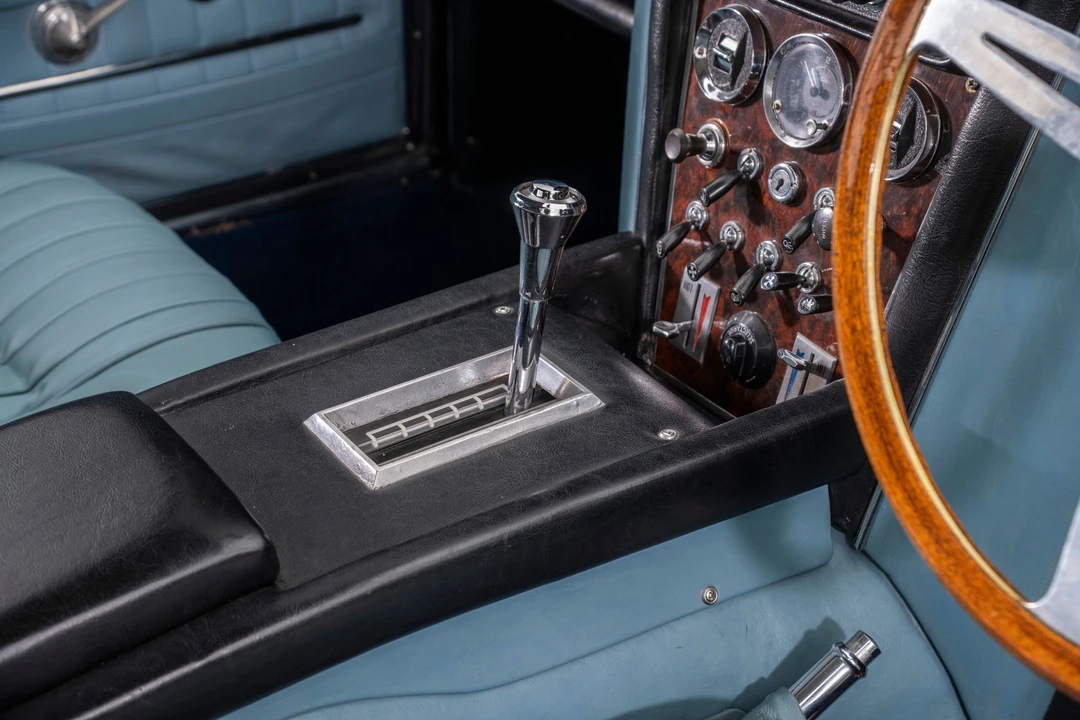 1967 Jensen Interceptor - Image 27 of 31