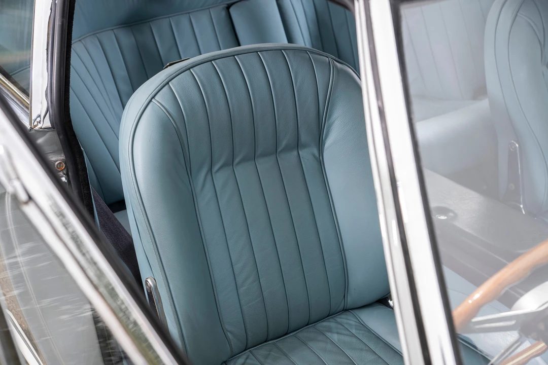 1967 Jensen Interceptor - Image 22 of 31