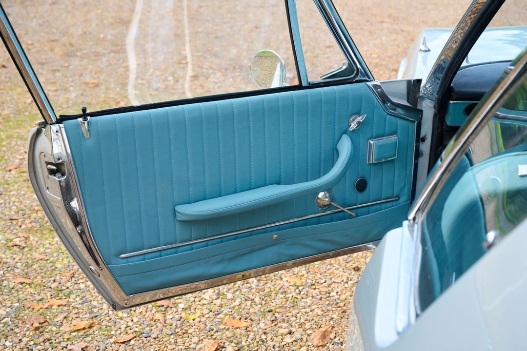 1967 Jensen Interceptor - Image 21 of 30