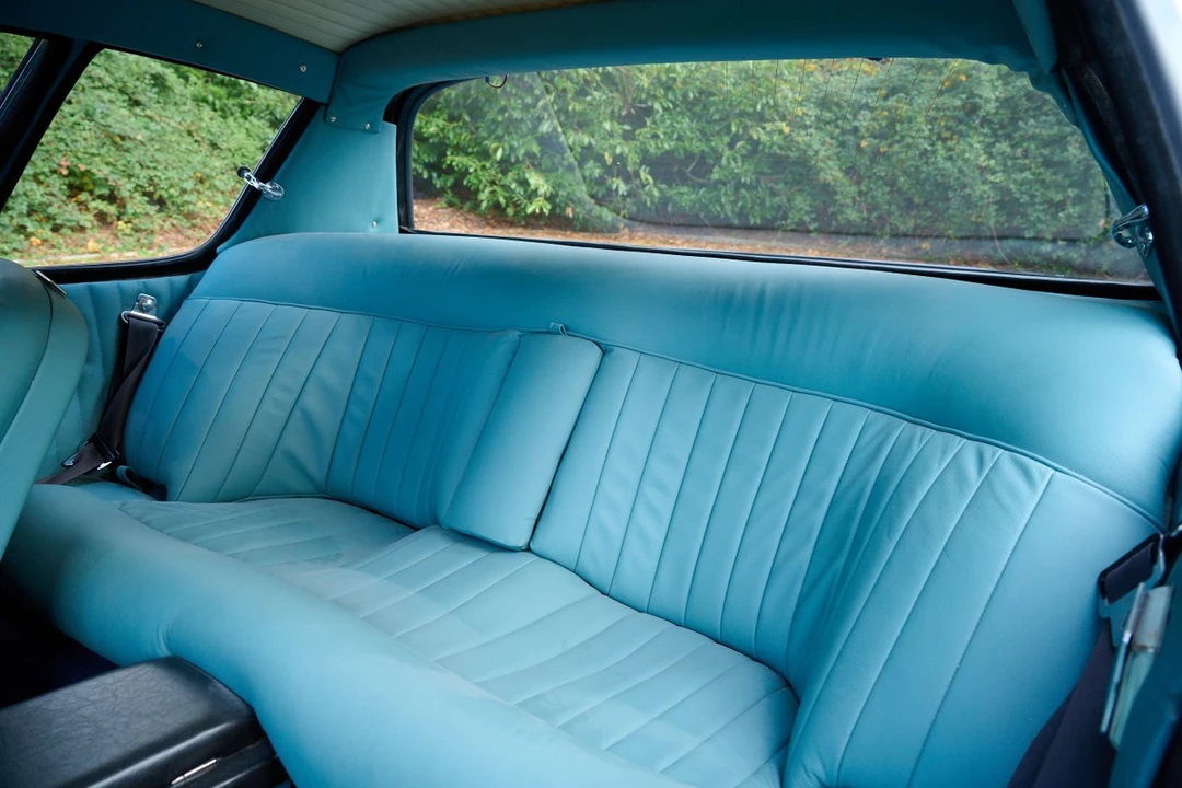 1967 Jensen Interceptor - Image 25 of 30