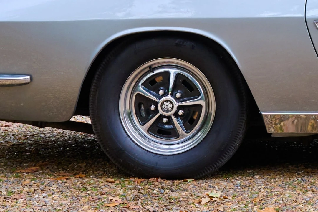 1967 Jensen Interceptor - Image 18 of 30