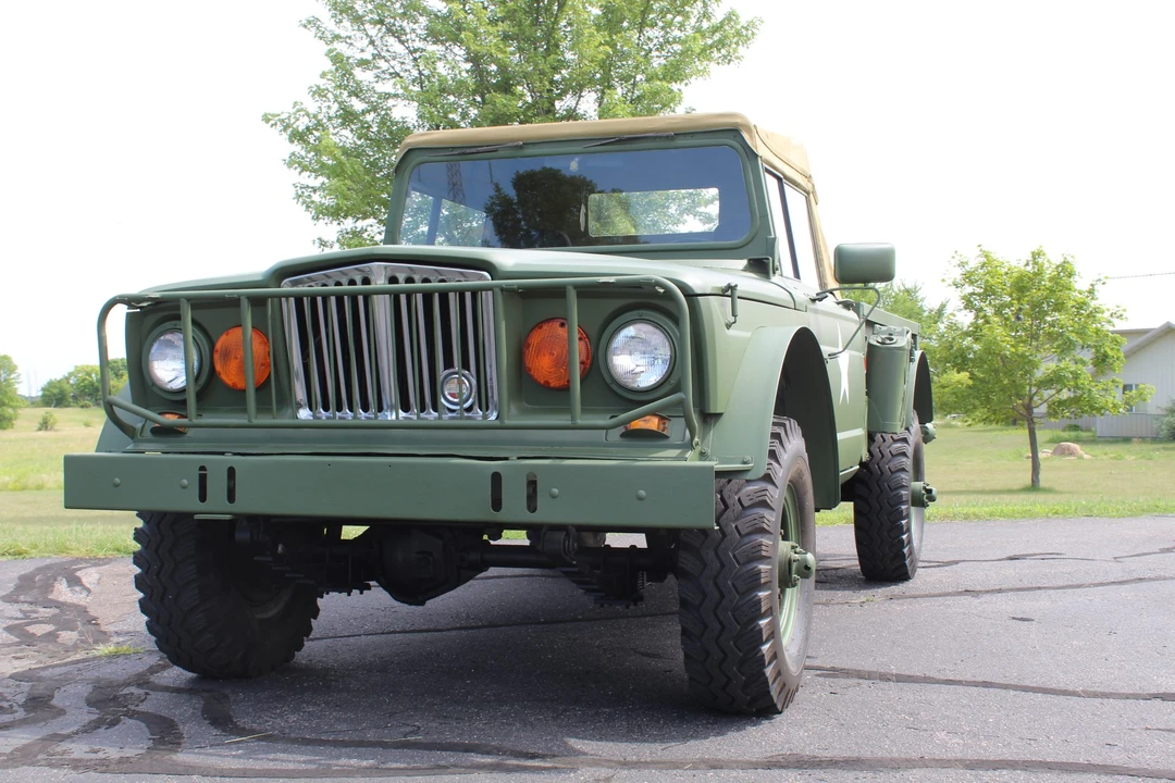 1967 Kaiser - Image 2 of 31